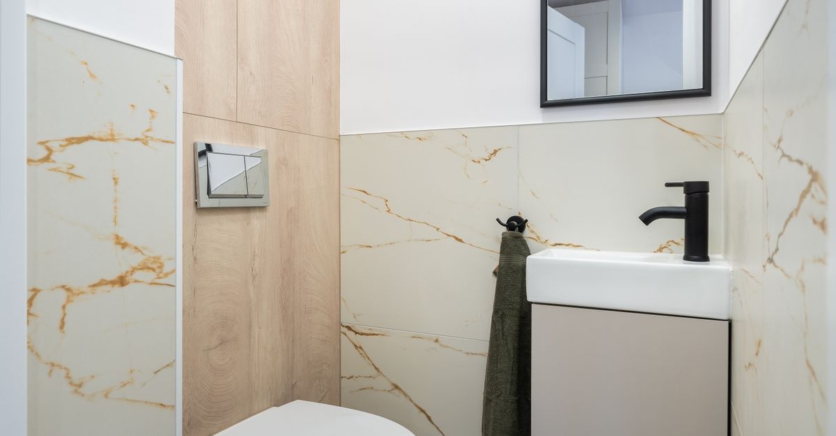 Kleines Gäste-WC, große Wirkung: Platzsparend und stilvoll einrichten
