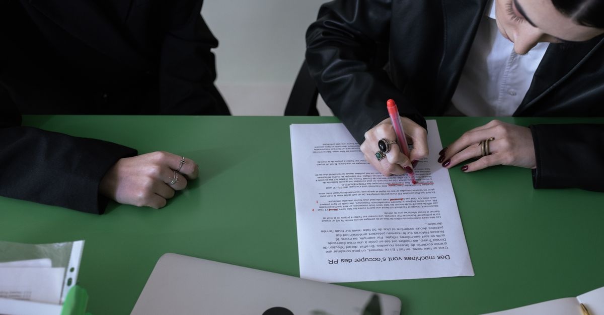 Reservierungsvereinbarung richtig prüfen: Die wichtigsten Tipps für eine sichere Entscheidung